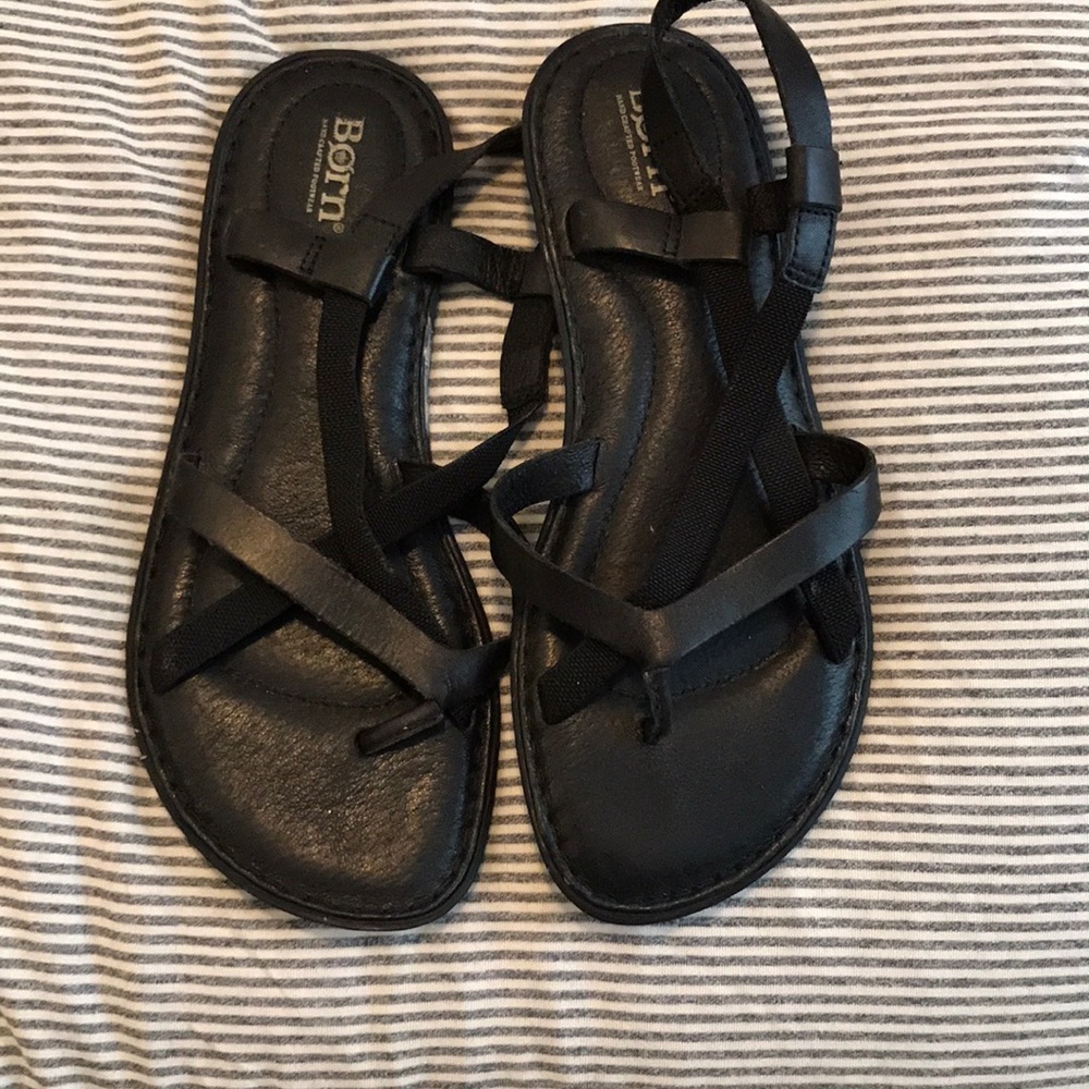 Born sandals